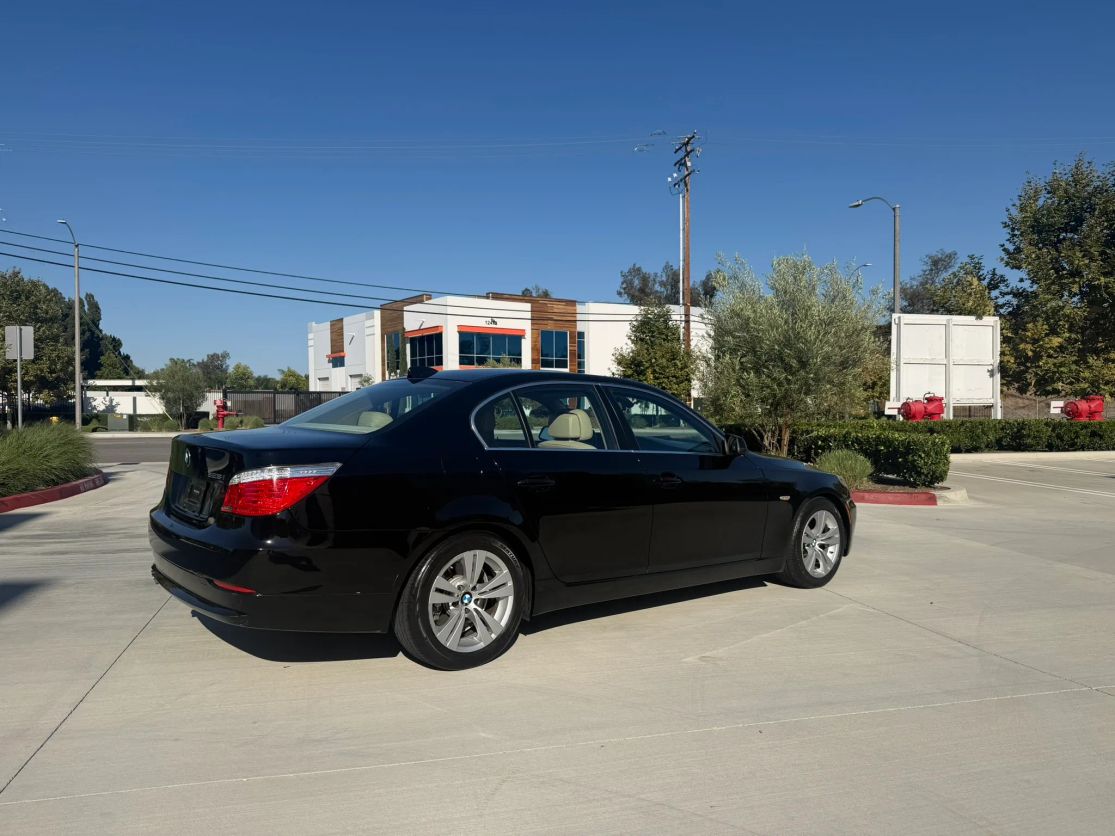 bmw 5 series 2010 WBANU5C52AC460062 image bmw 5 series 2010 WBANU5C52AC460062 image